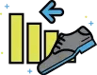 Icono de un zapato masculino delante de una gráfica descendente, simbolizando reducción de costos o retroceso.