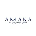 Logotipo de Amaka Ocean Living Lodge con tipografía azul elegante y texto de ubicación en Golfito, Costa Rica