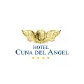 Logotipo del Hotel Cuna del Ángel con un diseño dorado de ángel alado sobre texto azul