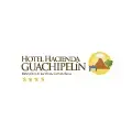 Logotipo del Hotel Hacienda Guachipelín con ícono del volcán y tres estrellas doradas