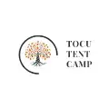 Logotipo de Tocu Tent Camp con ilustración de árbol anaranjado y texto negro sobre fondo blanco
