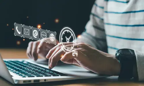 manos-laptop-iconos-1