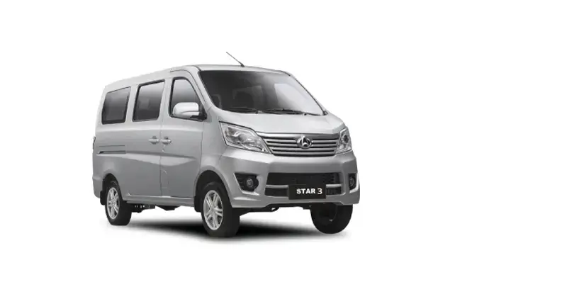 Star 3 plateada tipo van compacta mostrada en vista lateral frontal sobre fondo blanco
